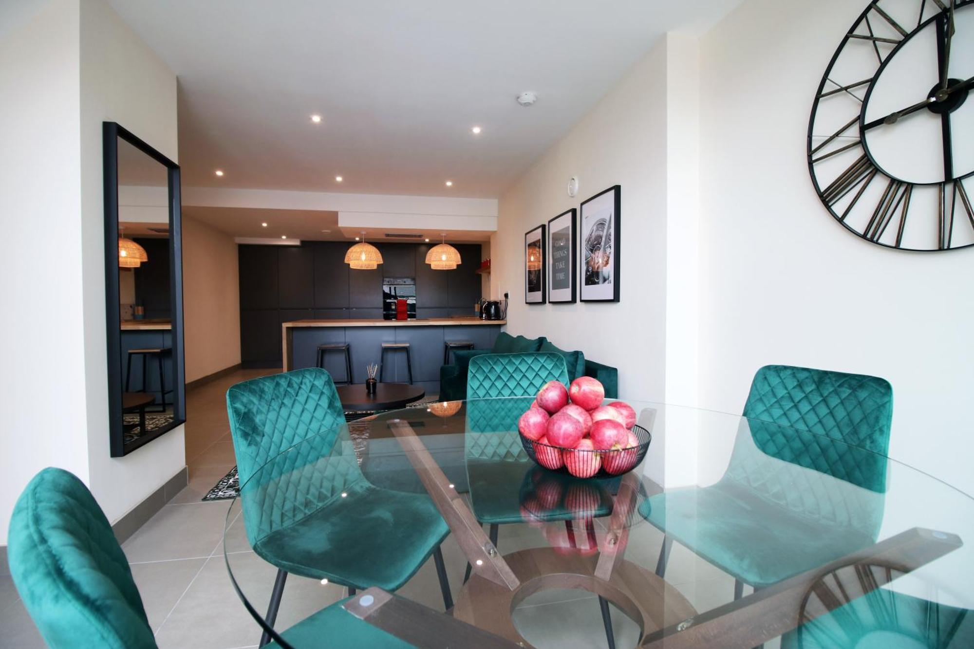 Luxury 4 Bedroom 4 Ensuite Home In Penarth Cardiff Esterno foto