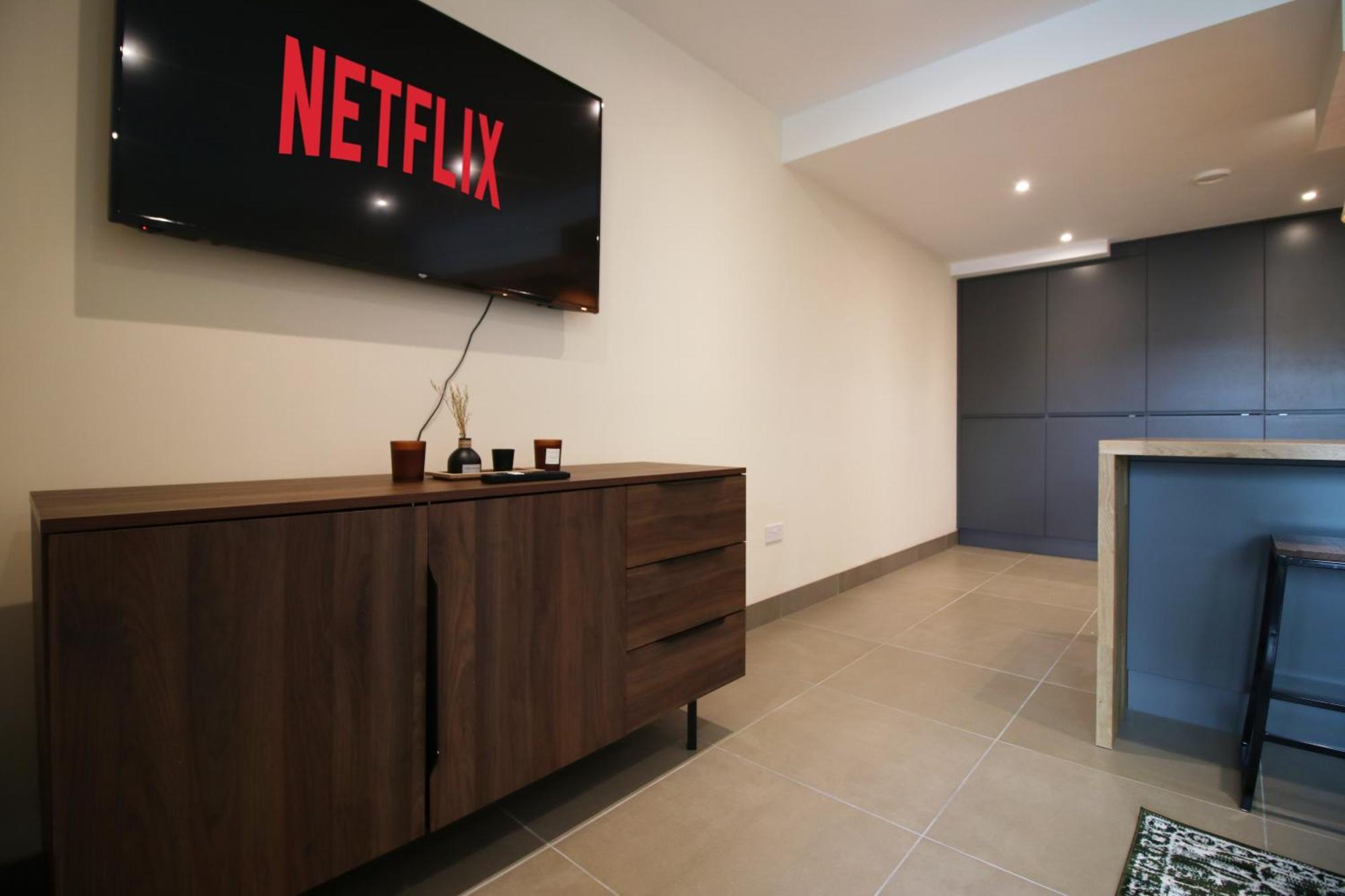 Luxury 4 Bedroom 4 Ensuite Home In Penarth Cardiff Esterno foto