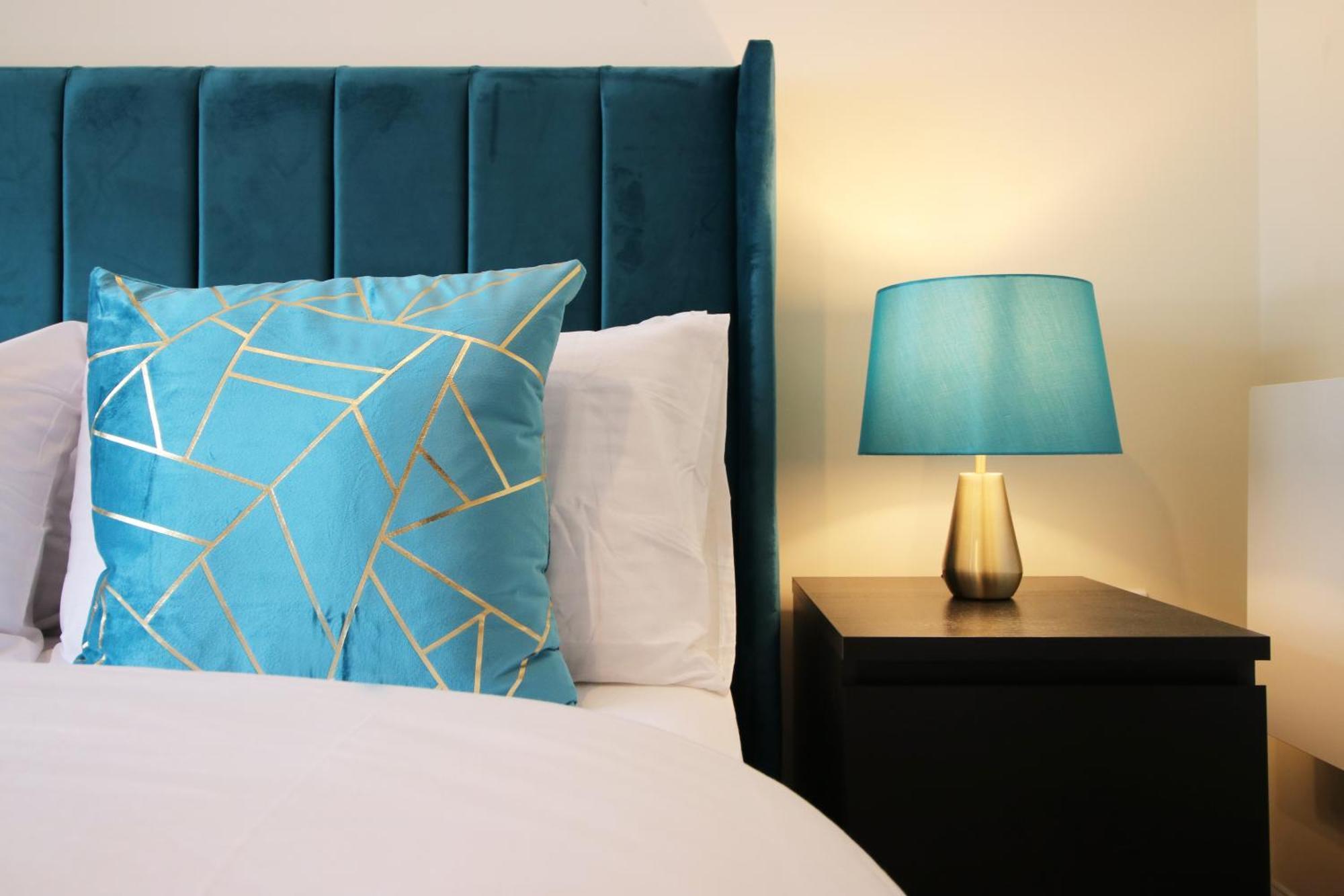 Luxury 4 Bedroom 4 Ensuite Home In Penarth Cardiff Esterno foto